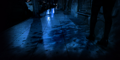 Read more about the article Tips for walking alone safely in the upcoming dark evenings